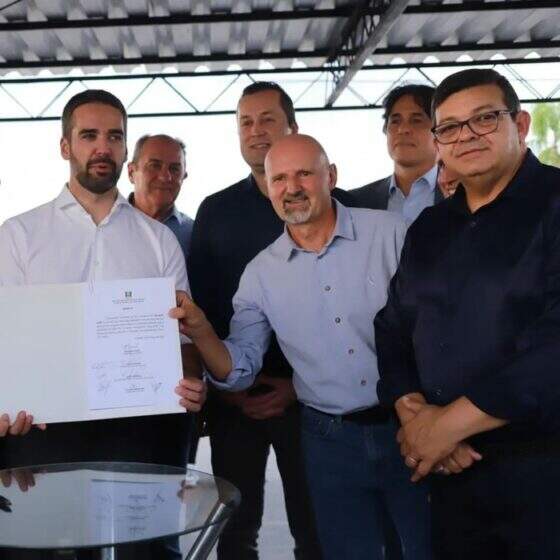 ASSINADO CONTRATO DE ILUMINAÇÃO DA ERS-118