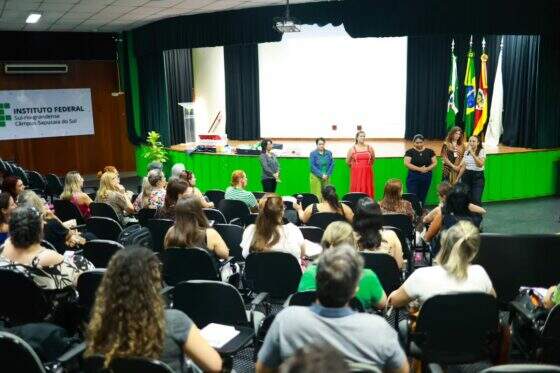 ENCONTRO INTERSETORIAL COM REPRESENTANTES DA EDUCAÇÃO E SAÚDE DO MUNICÍPIO