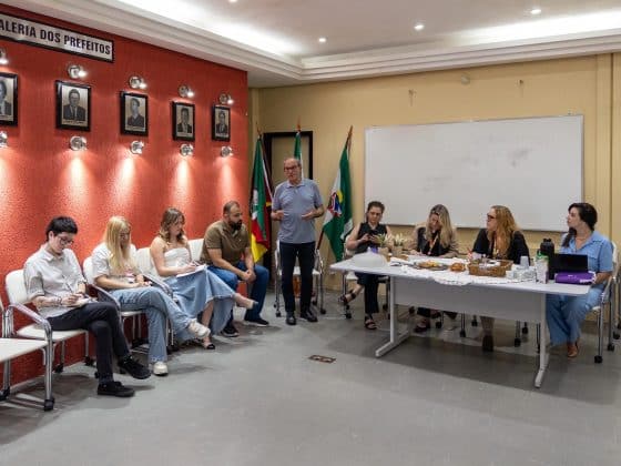 Reunião busca alinhar estratégias de prevenção e combate à casos de feminicídio no município
