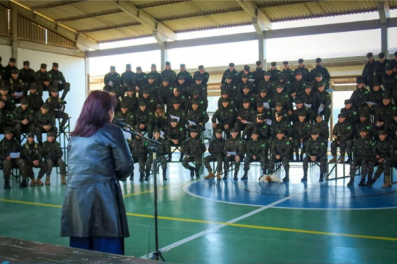 Prefeitura realiza palestra sobre Programa POP FGTAS Verde-Oliva