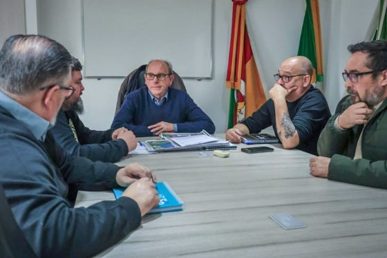 Representantes da Cena Cultural Sapucaiense participam de reunião na Prefeitura