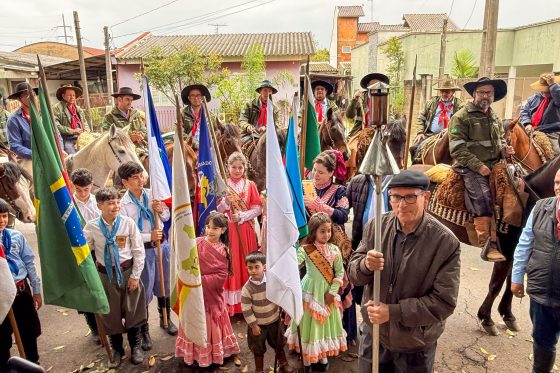 Sapucaia do Sul recebe Centelha da Chama Crioula
