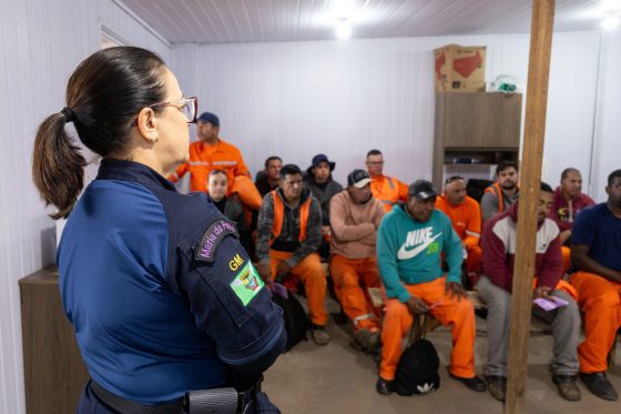 Guardiã Maria da Penha realiza palestra ne empresa Sultepa sobre conscientização e prevenção da violência contra mulher